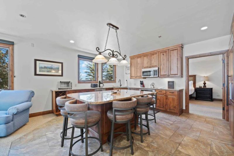 Apartamento Kiva 221 By East West Hospitality Beaver Creek Exterior foto
