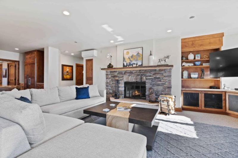 Apartamento Kiva 221 By East West Hospitality Beaver Creek Exterior foto